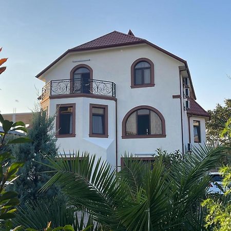 Villa Mariana Batumi Exterior foto